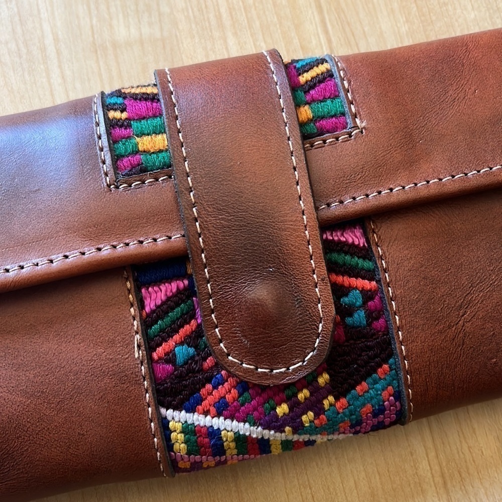 Happee Brown Embroidered Wallet Clutch - Picture 2 of 11